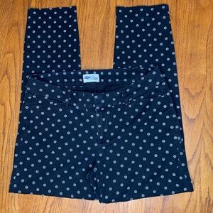 OLD NAVY TWELVE PIXIE JEANS SIZE 6 REGULAR